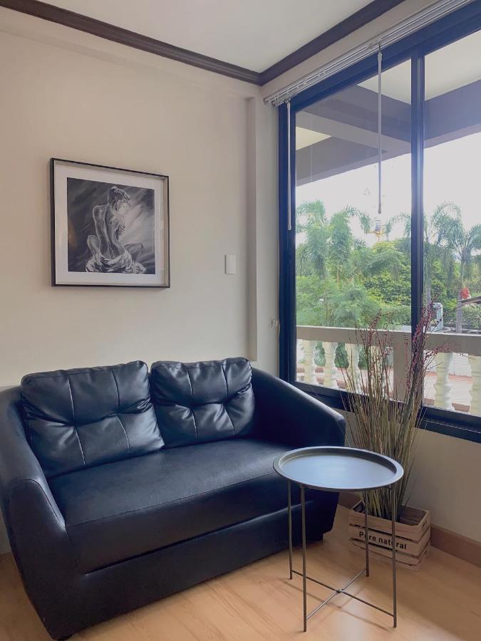 October Hostel Chiangmai Chiang Mai Ngoại thất bức ảnh