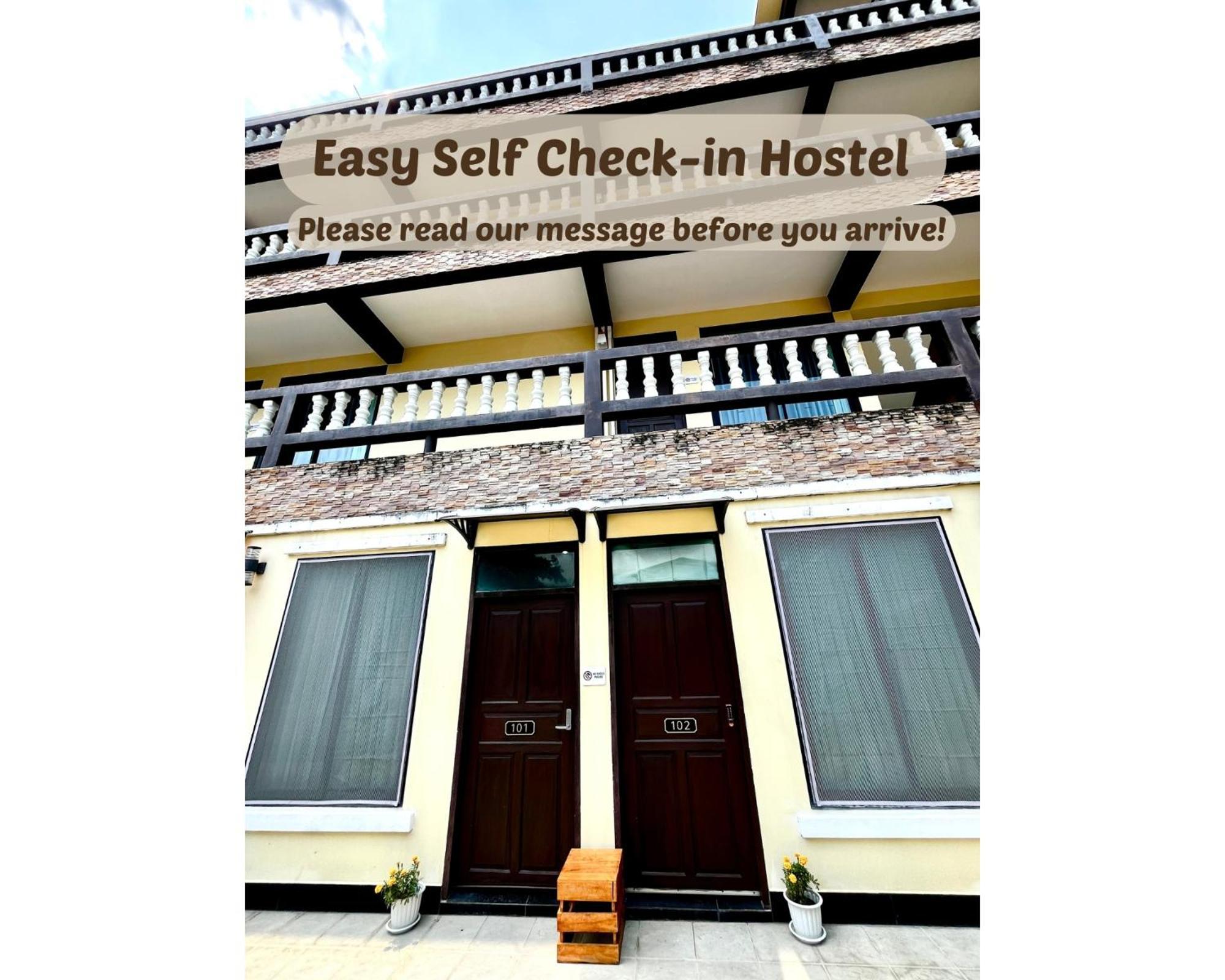 October Hostel Chiangmai Chiang Mai Ngoại thất bức ảnh